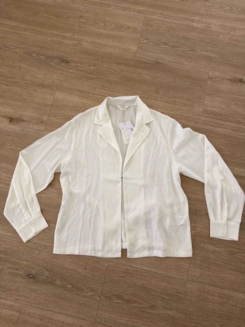 NWT Commense White Notched-Collar Women's Blouse With Tie M